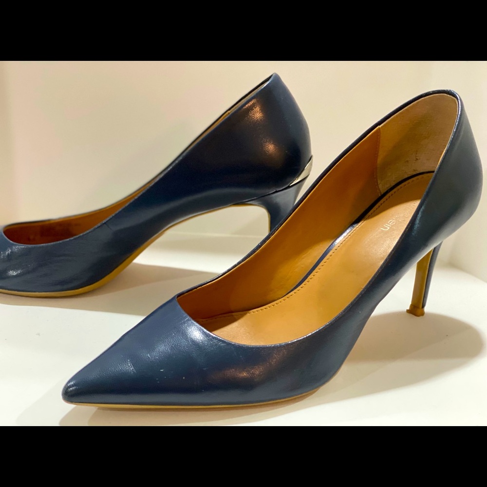 Calvin Klein Gayle pointed toe stiletto 9.5